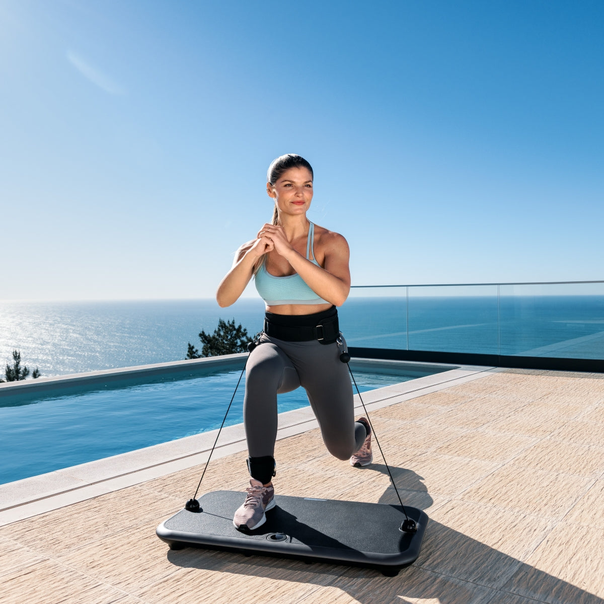 Flow Fitness DSG200i - Smart Home Gym - Krachtstation - 90 kg - Inclusief Gratis App - Tweedekans