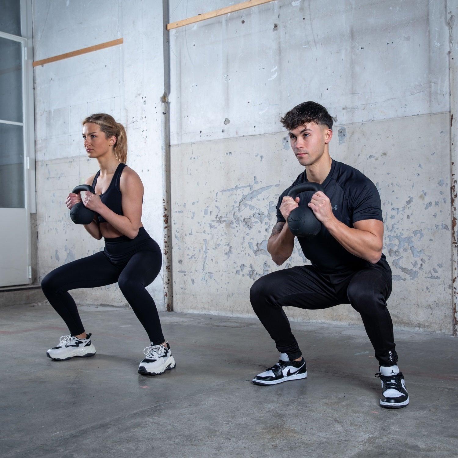VirtuFit Kettlebell Pro - Kettle Bell - Gietijzer - 8 kg