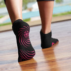 Gaiam Grippy Yoga Socks - Anti-Slip Yogasokken - Zwart/Roze