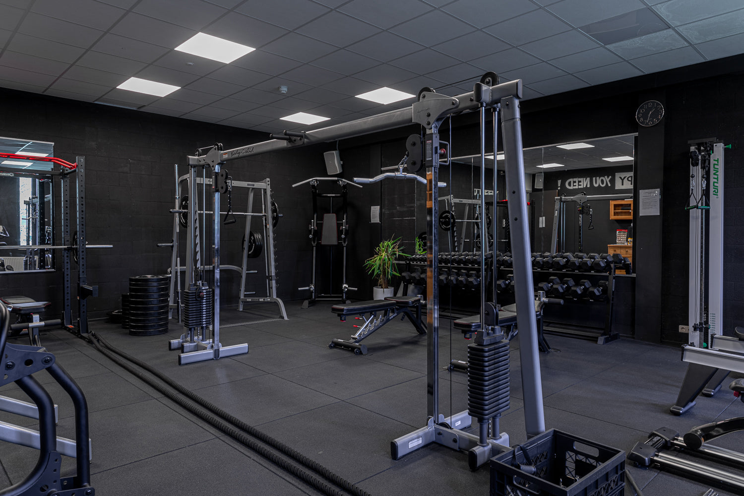 Flow Fitness Dalle en caoutchouc - 100 x 100 x 2 cm - par 60 pièces