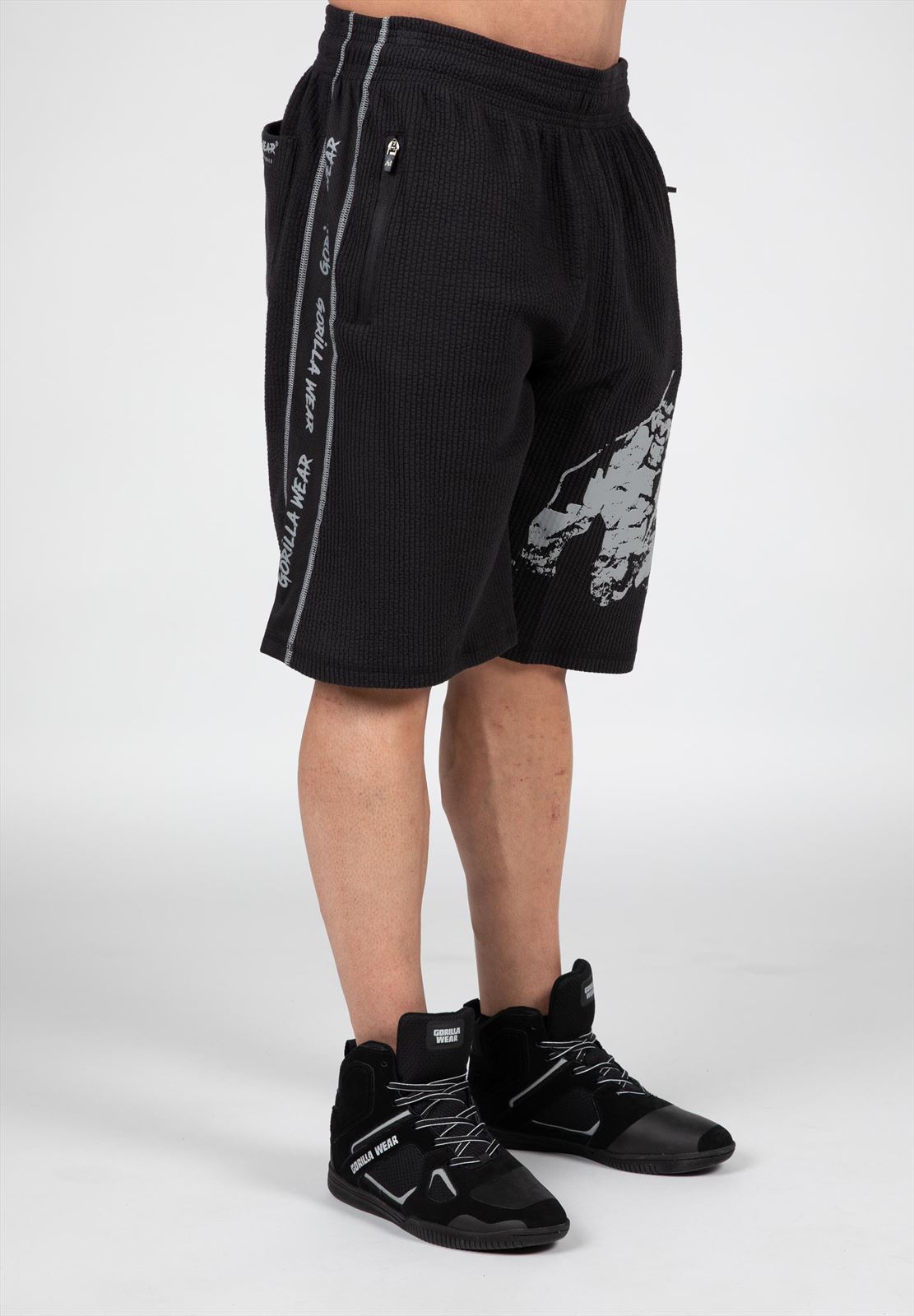 Gorilla Wear Buffalo Old School Workout Shorts - Noir/Gris