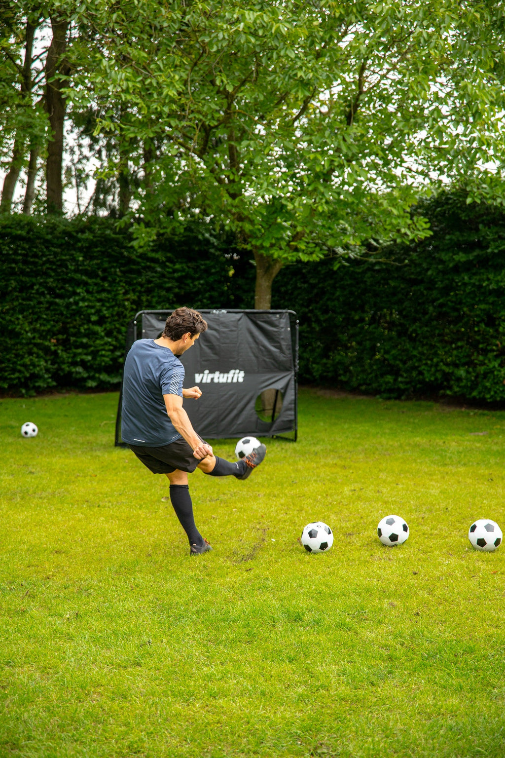 VirtuFit Voetbaldoel Pro met Doelwand - Voetbal Goal - 170 x 110 cm