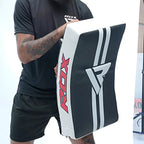 RDX Sports T1 Coussin de Frappe Incurvé - Blanc
